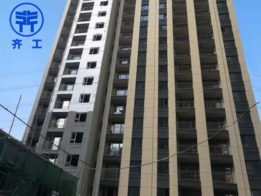 安陽(yáng)巖棉板在外墻保溫體系中防火表現(xiàn)